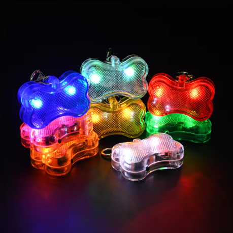 LED Veiligheidshangertje voor aan de Halsband – Compact & Oplaaiend in Stijl